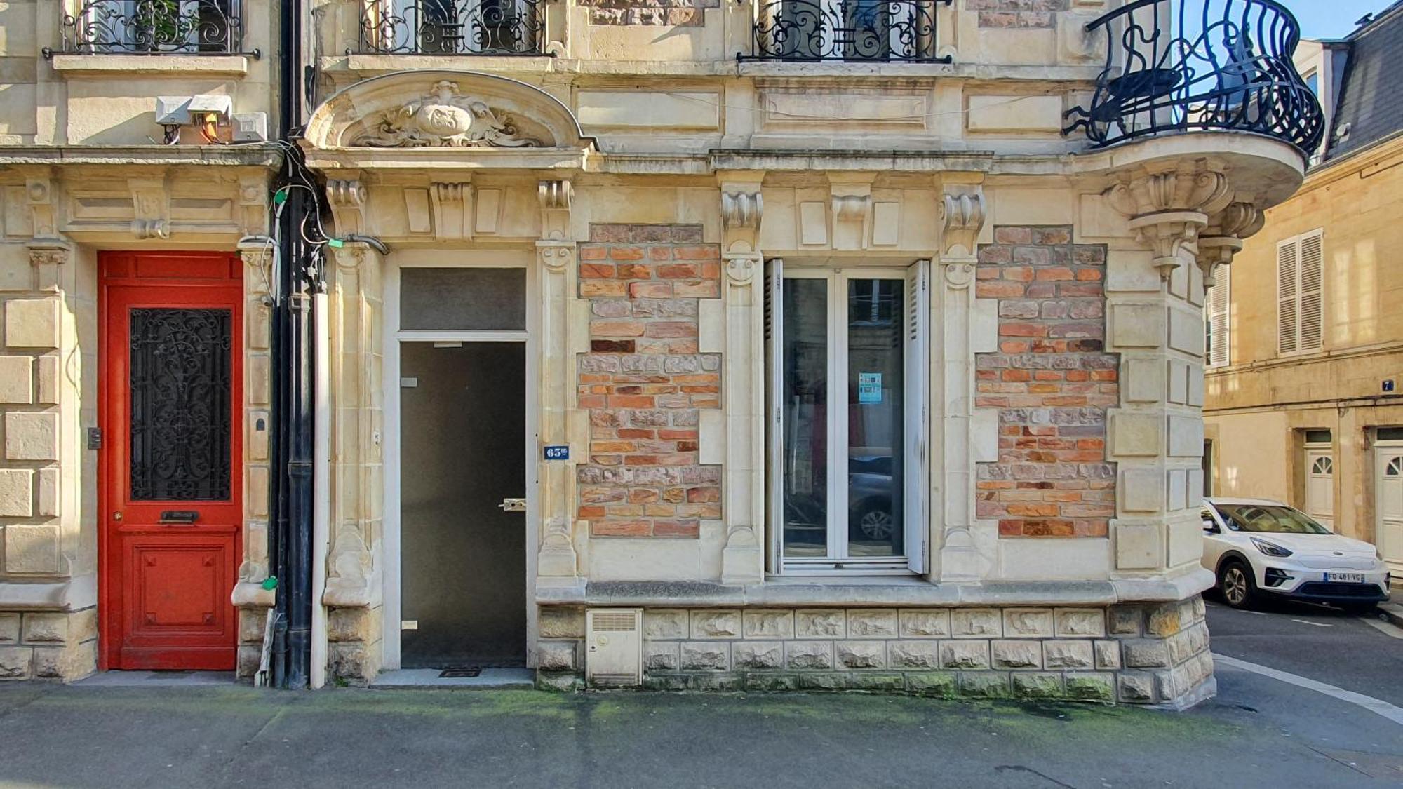 Charming Studio With View Of The Abbaye-Aux-Hommes Caen Oda fotoğraf